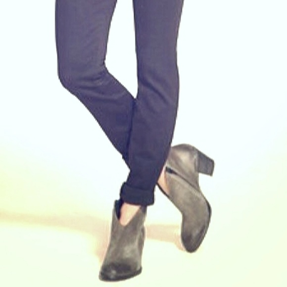 EUC! Paul Green "Delgado" Booties - Picture 9 of 9